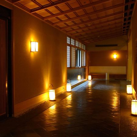 Oku Yugawara Sansuirou Hotell Eksteriør bilde
