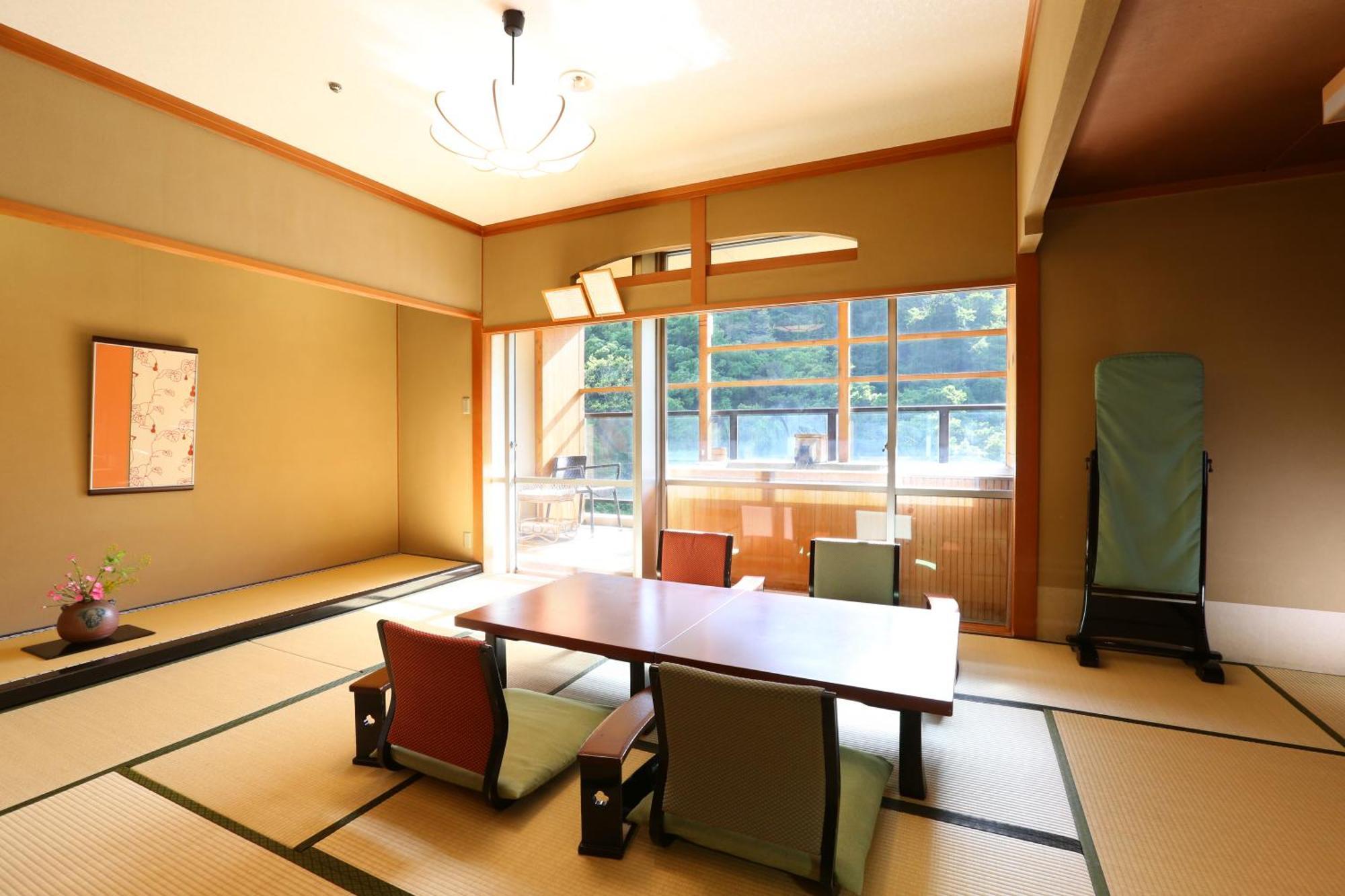 Oku Yugawara Sansuirou Hotell Eksteriør bilde