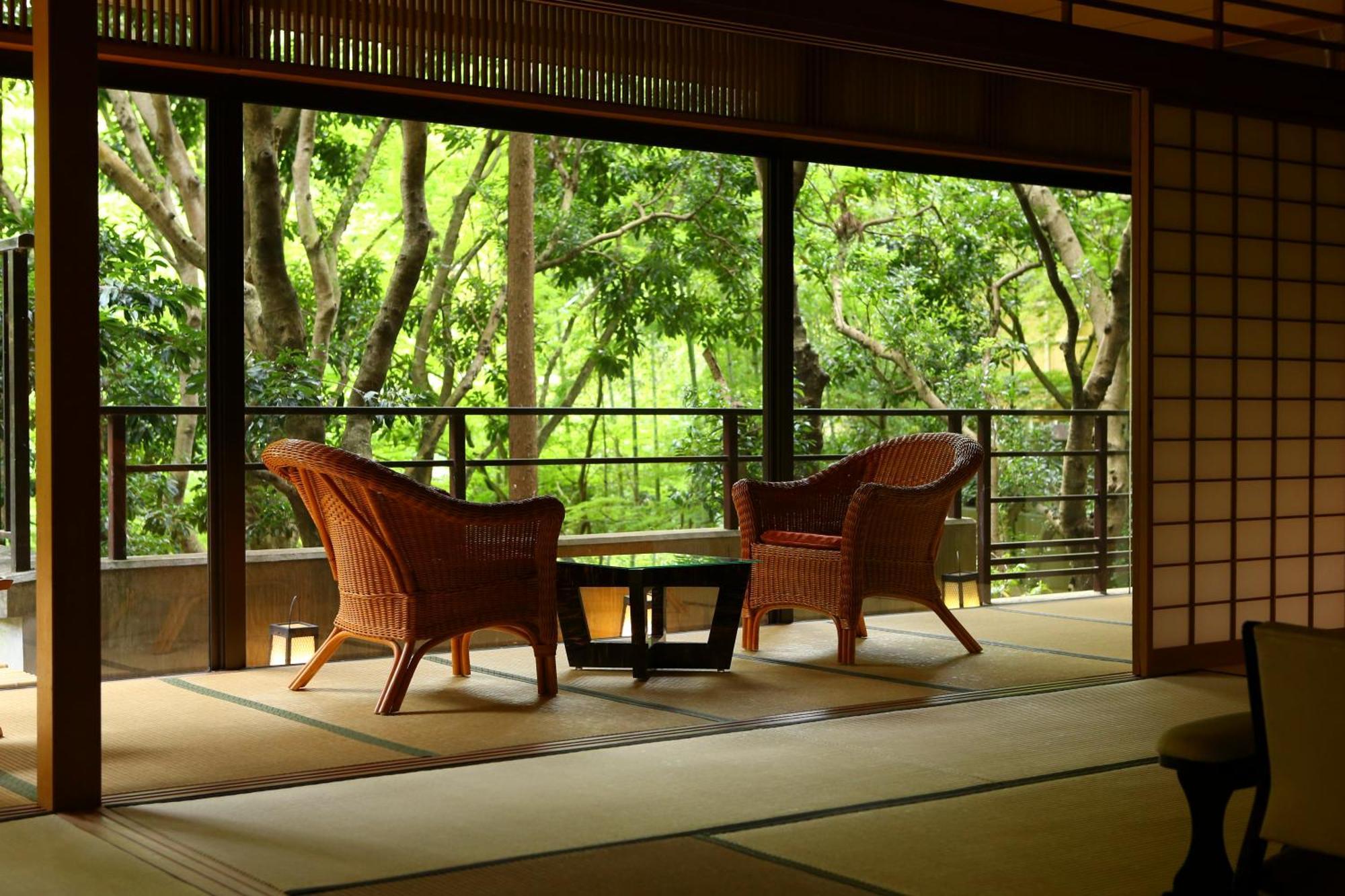 Oku Yugawara Sansuirou Hotell Rom bilde